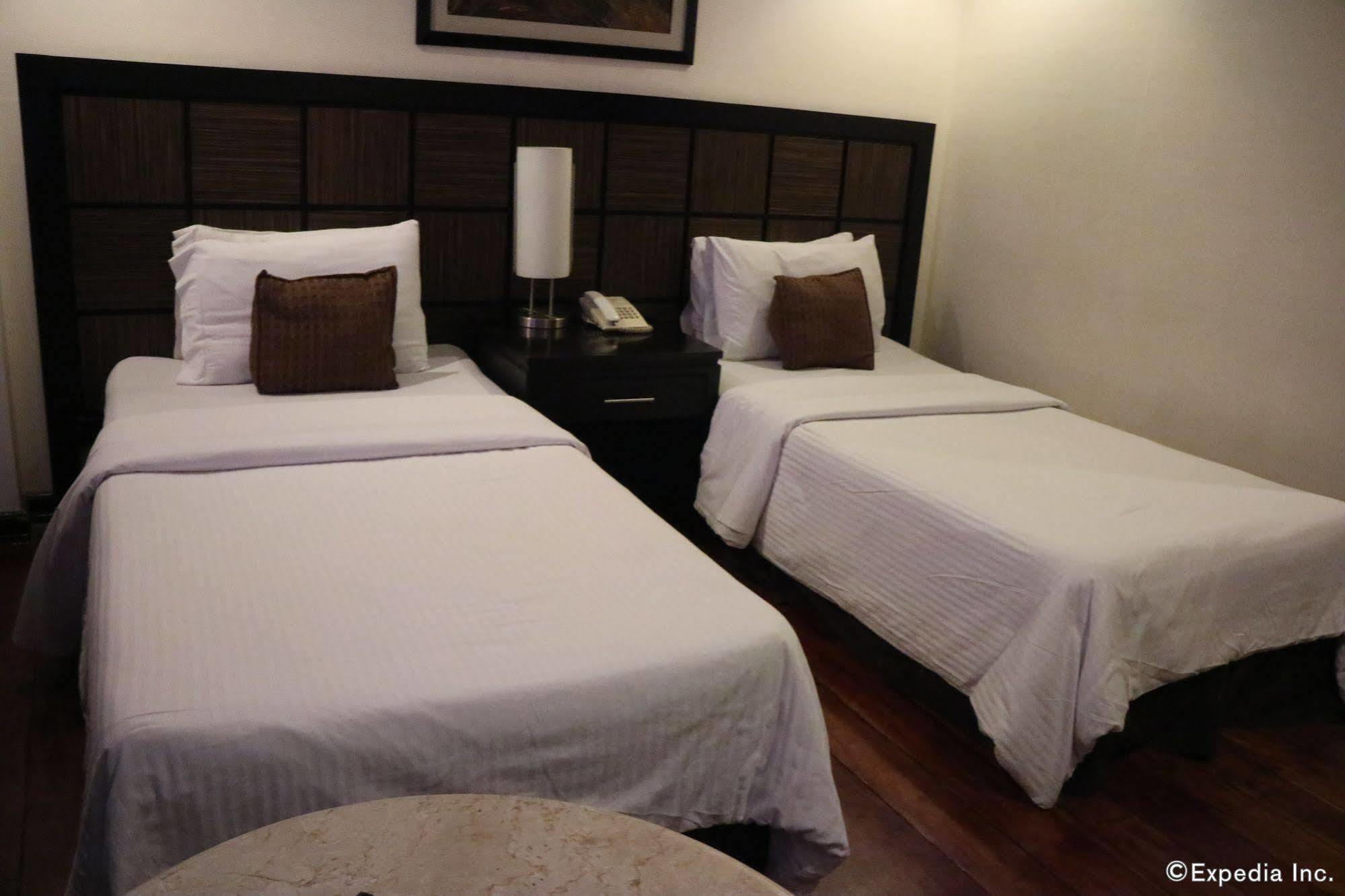Sugarland Hotel Bacolod Exteriör bild
